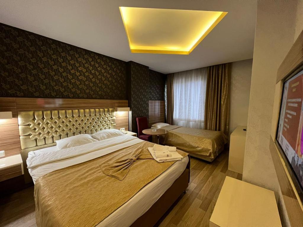 Grand Ezel Hotel Mersin  Exterior foto