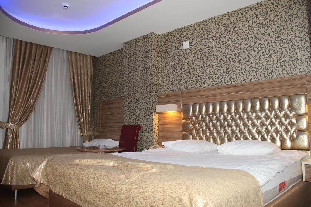 Grand Ezel Hotel Mersin  Exterior foto
