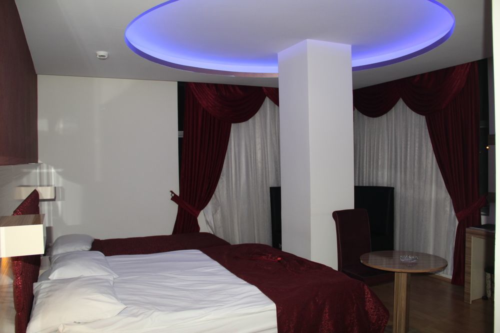 Grand Ezel Hotel Mersin  Exterior foto